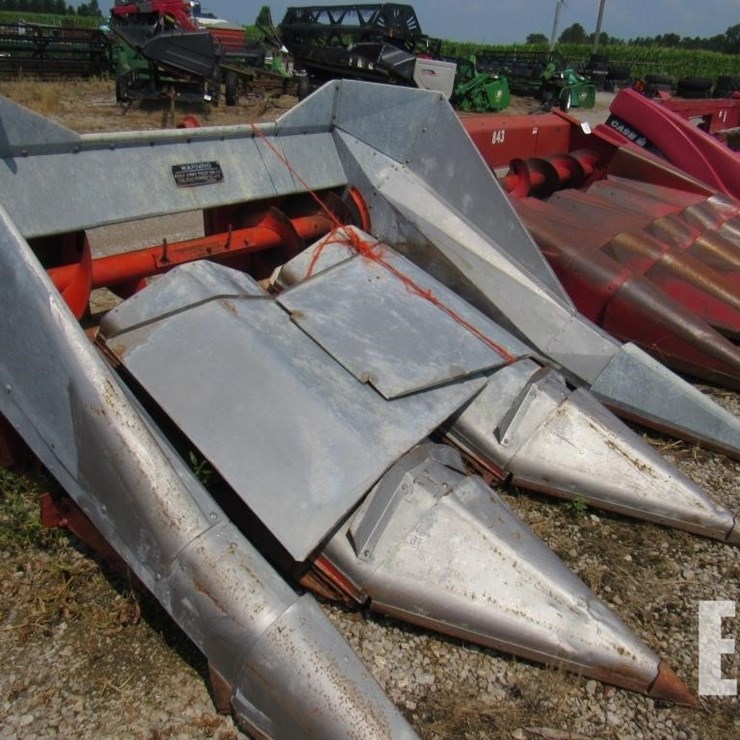 GLEANER 330