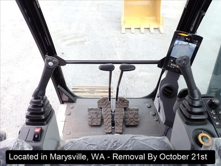 2024-caterpillar-320gc-image-24