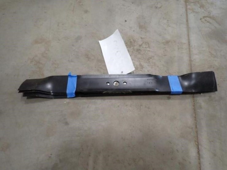 qty-of-3-20.75"-lawn-mower-blades-image-2
