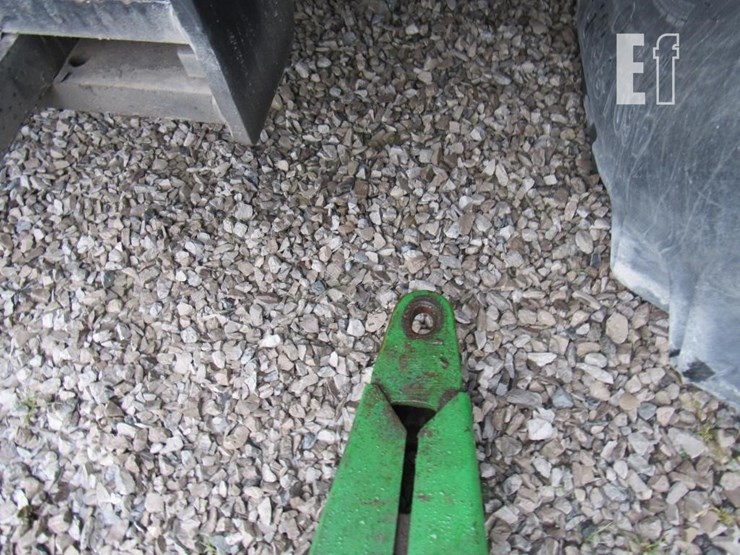 john-deere-7200-image-12