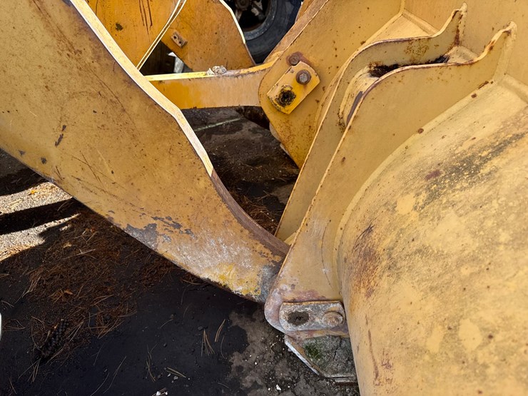 komatsu-wa320-image-21