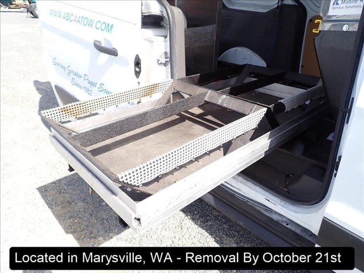 2021-ford-transit-image-19