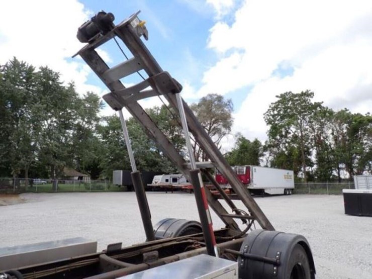 2023-ford-f650-image-61