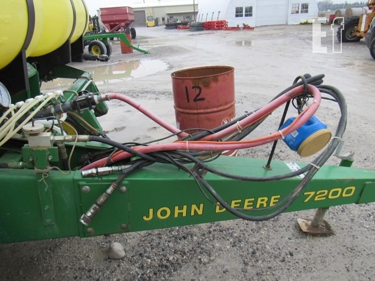 john-deere-7200-image-8