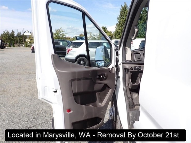2020-ford-transit-image-27