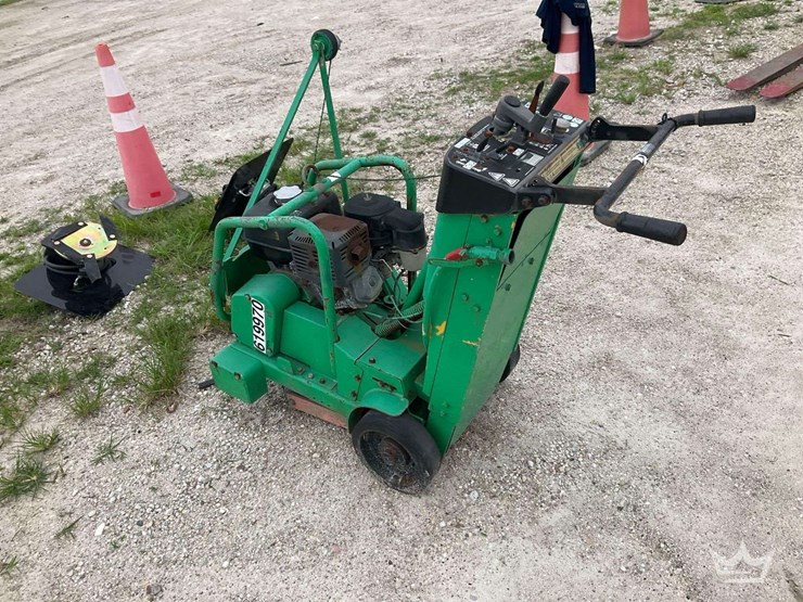 2014-edco-walk-behind-concrete-planer-image-3