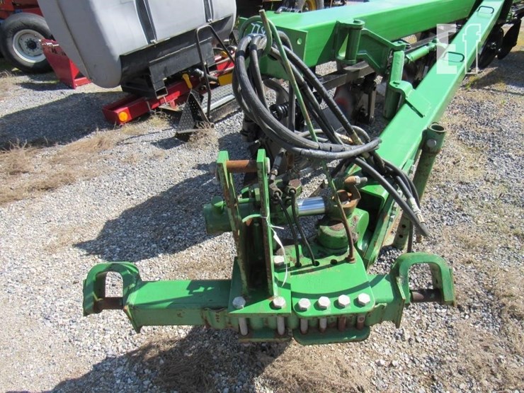 john-deere-2810-image-11