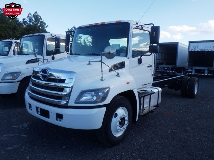 2020-hino-338-image-1