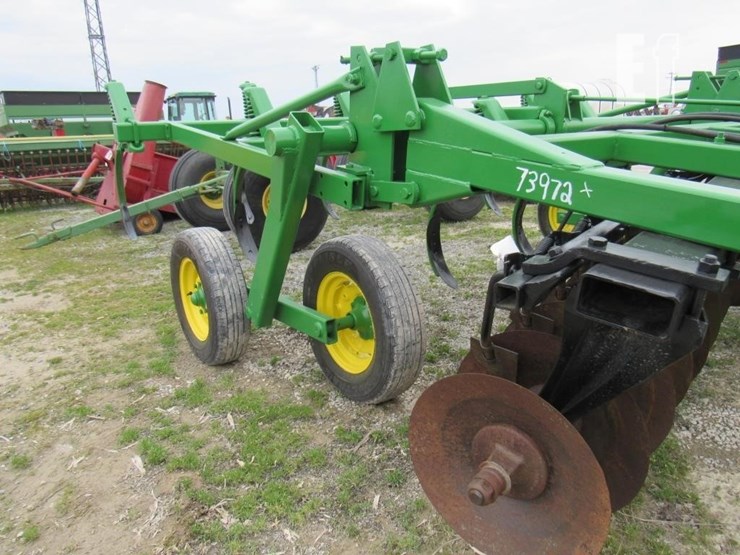 john-deere-1710-image-6
