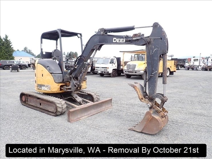 2016-deere-35g-image-19