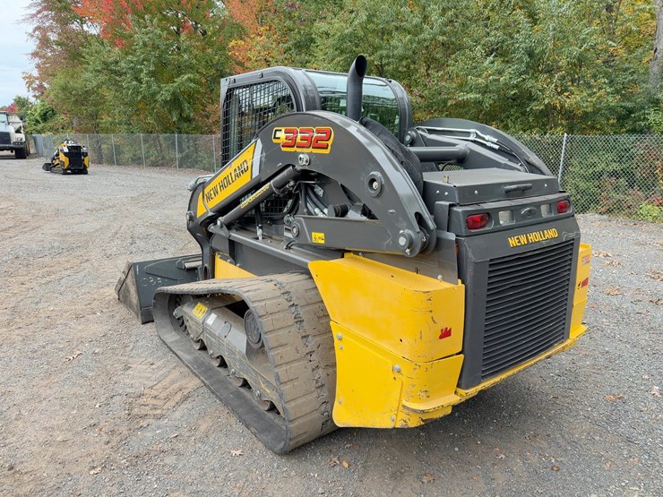 2023-new-holland-c332-image-3