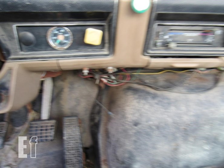 1988-ford-f800-image-44