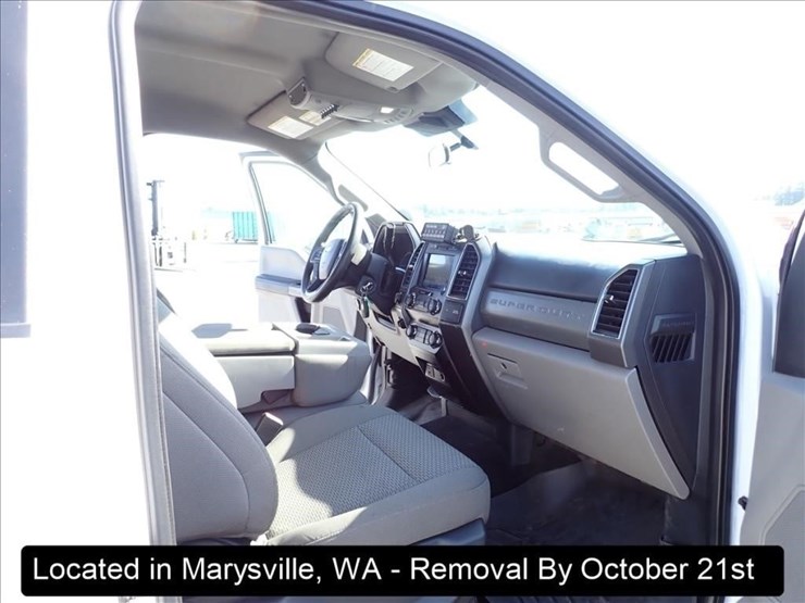 2020-ford-f550-image-18