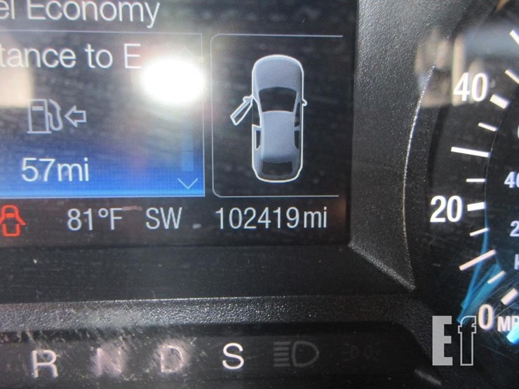 2015-ford-fusion-image-18