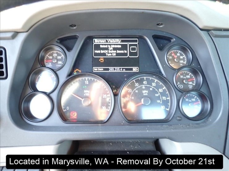 2019-peterbilt-567-image-19