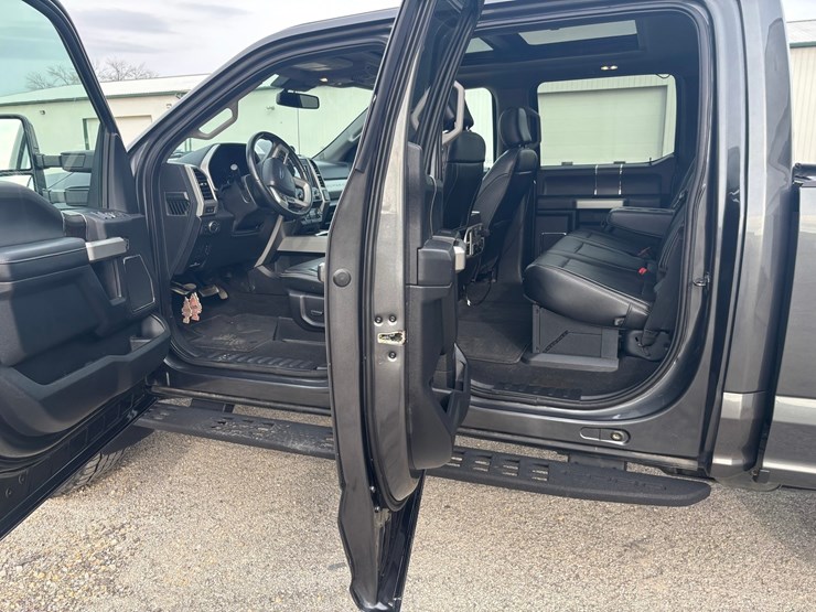 2020-ford-f350-image-42