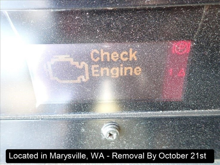 2016-peterbilt-320-image-19