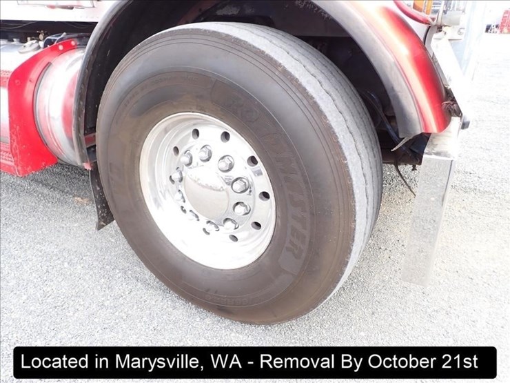 2005-peterbilt-379-image-46