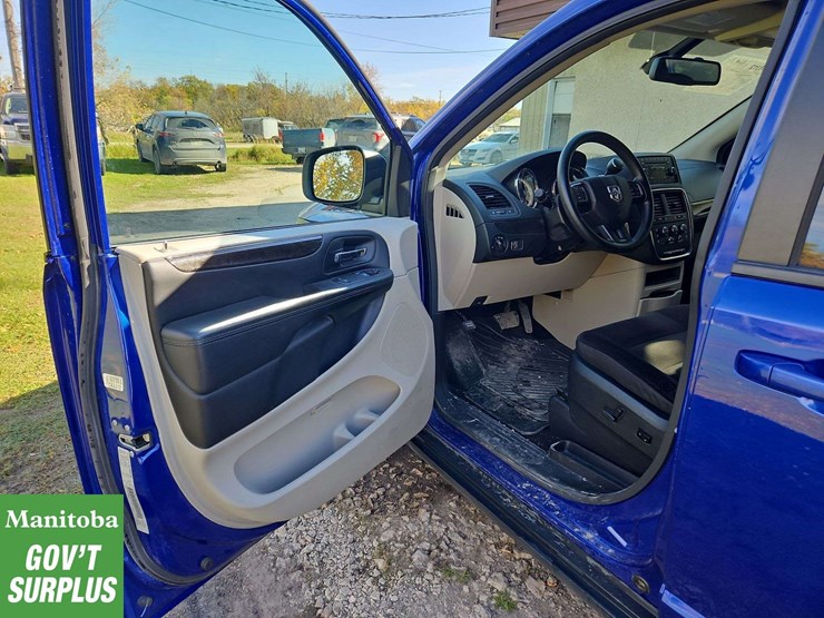 2018-dodge-grand-caravan-image-15