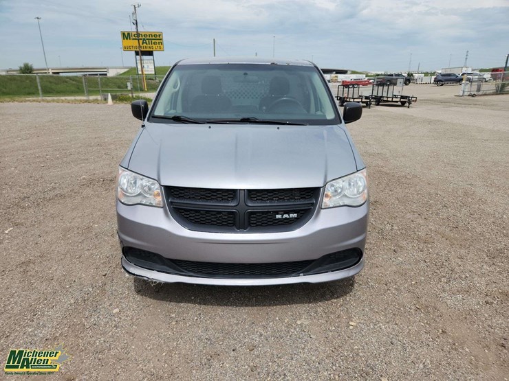 2015-ram-c/v-tradesman-image-8