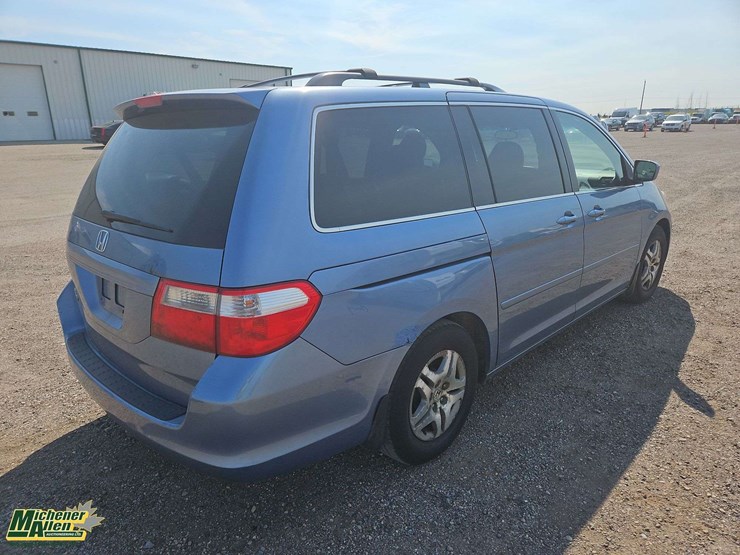 2006-honda-odyssey-image-4