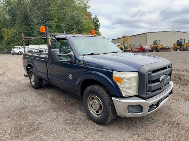 2012-ford-f350-xl-image-7