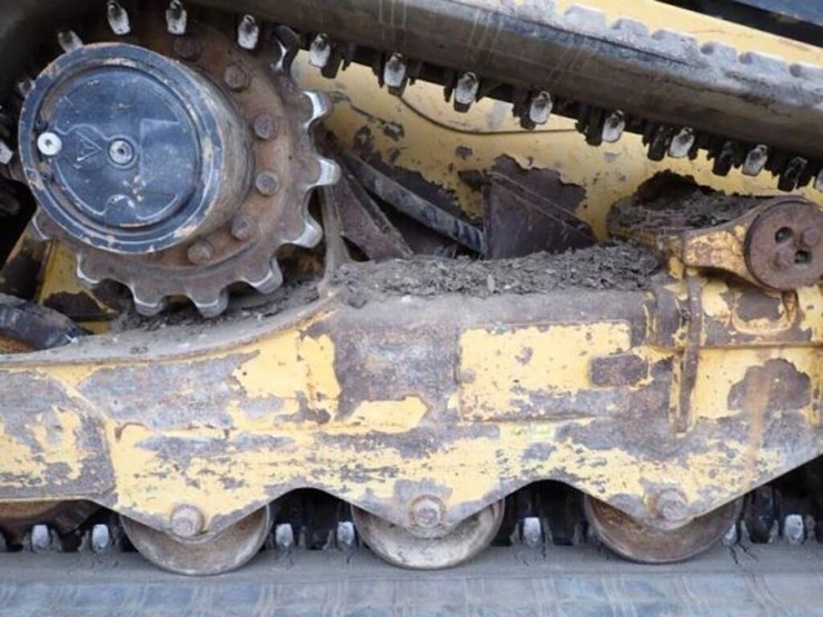 2019-caterpillar-259d-image-46