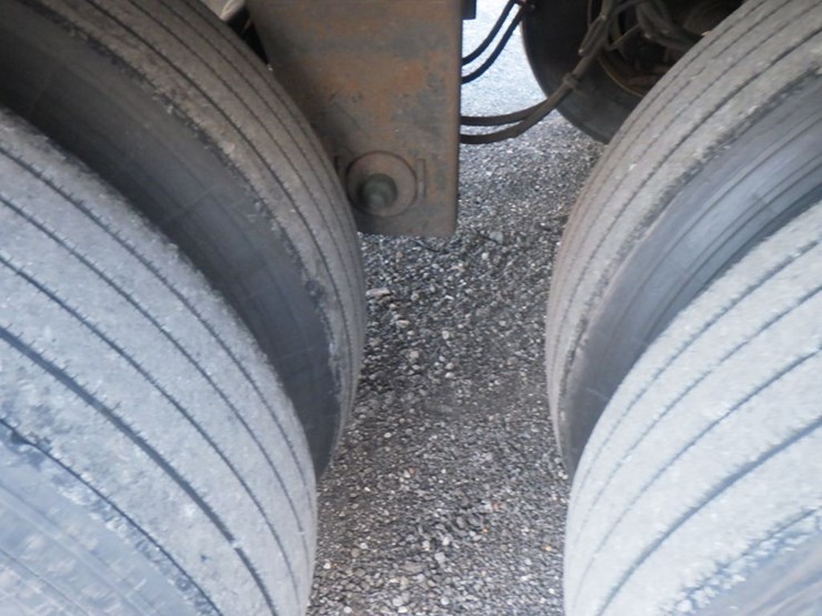 2014-utility-4000d-x-image-11