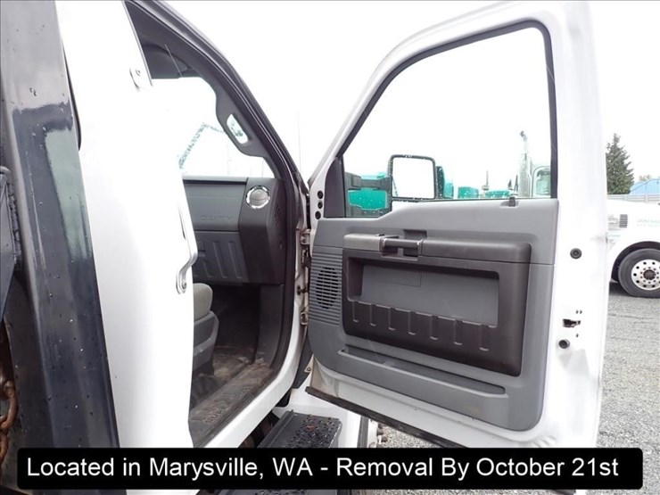 2016-ford-f650-image-13