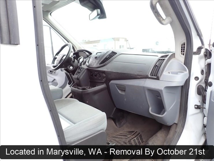 2015-ford-transit-image-11