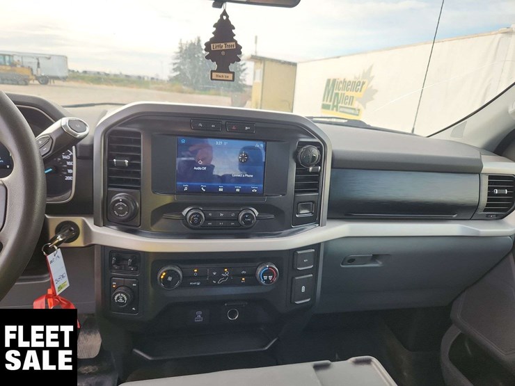 2021-ford-f150-image-18