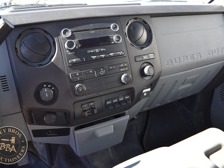 2015-ford-f350-sd-image-47