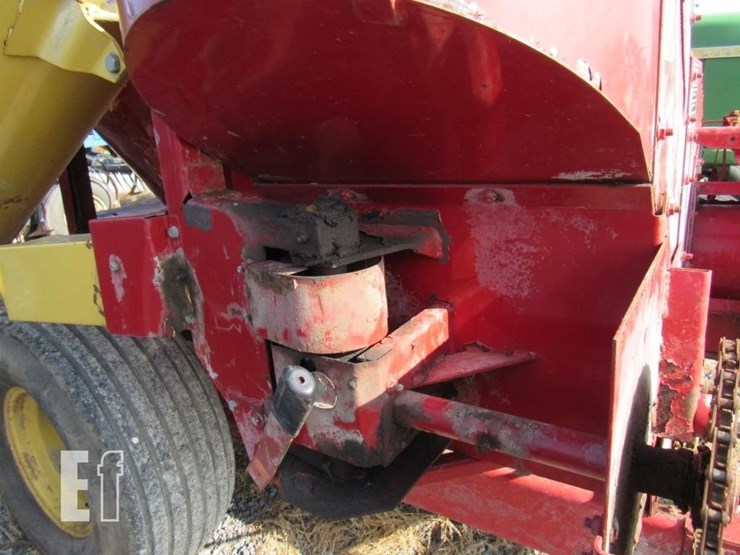 355-new-holland-355-image-7