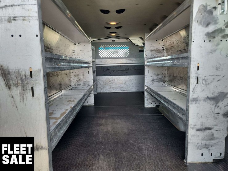 2003-ford-cargo-image-23