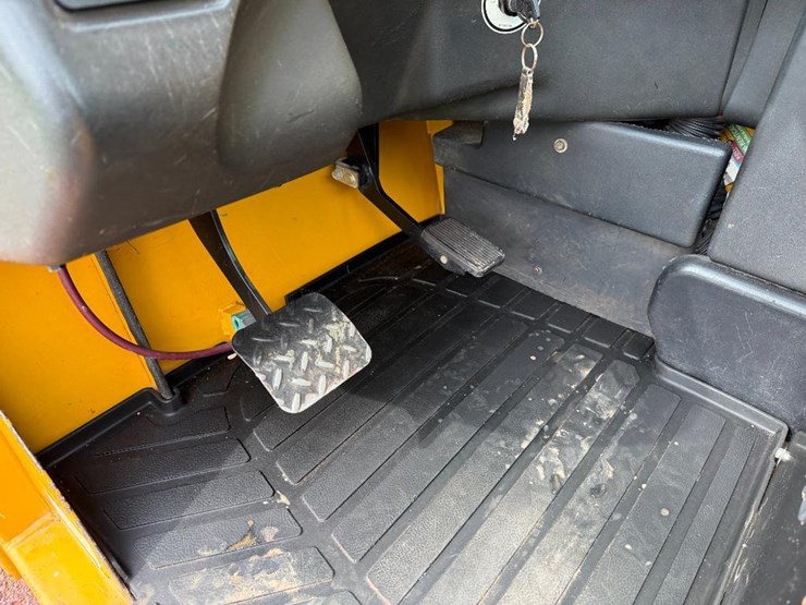 2007-caterpillar-tl943-image-40