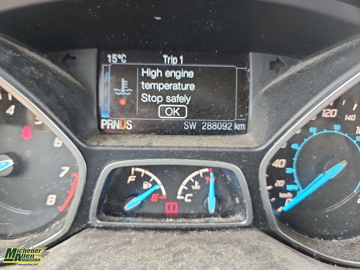 2015-ford-escape-se-image-27