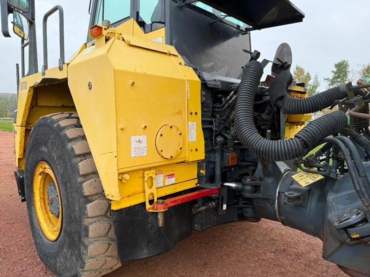 komatsu-hm350-2-image-32