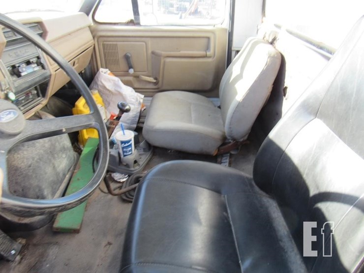 1988-ford-f800-image-40