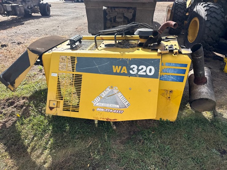 komatsu-wa320-image-40