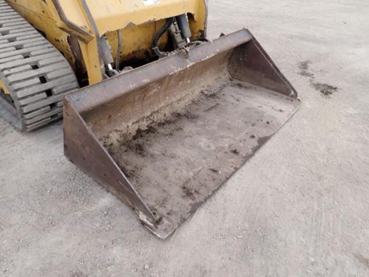 2019-caterpillar-259d-image-28