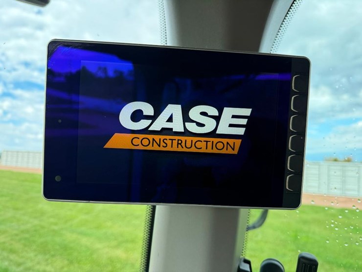 2018-case-621g-image-61