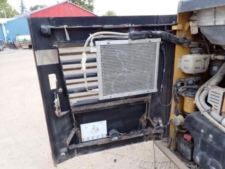 2019-caterpillar-259d-image-55