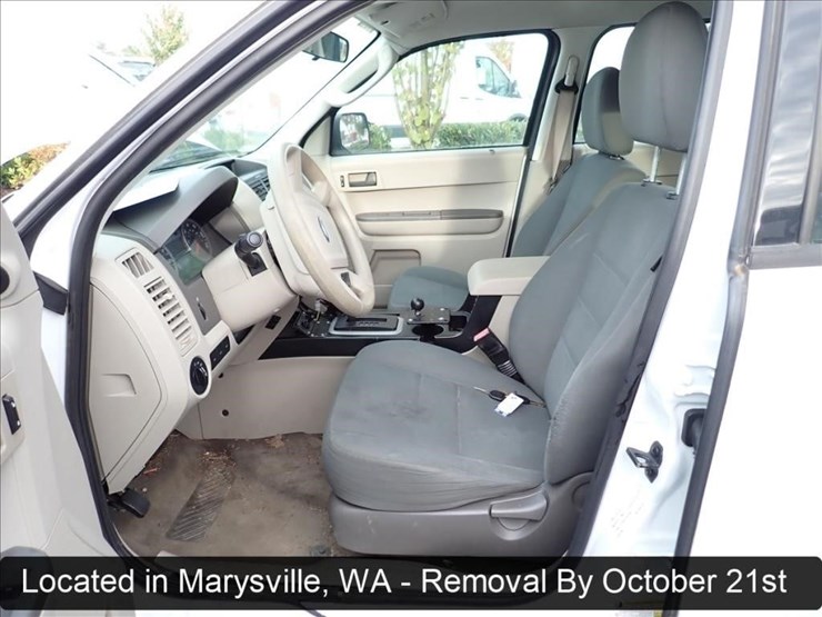 2012-ford-escape-image-13