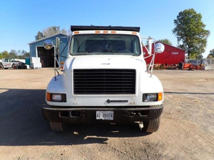 1999-international-4700-image-2