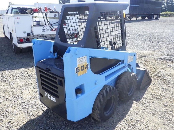 tcm-604-skid-steer-loader-image-5