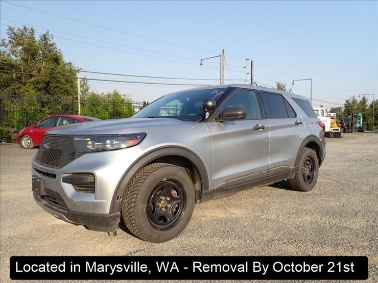 2020-ford-explorer-image-1