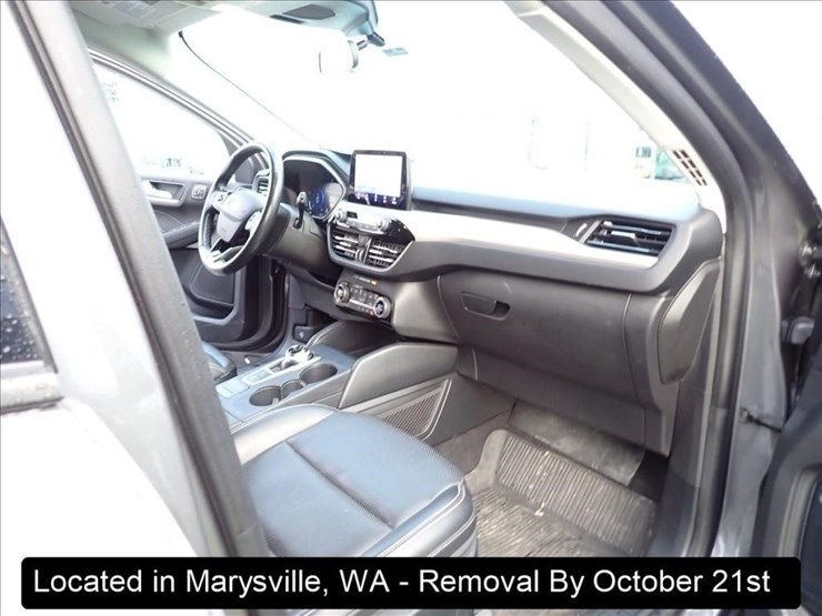 2021-ford-escape-image-10