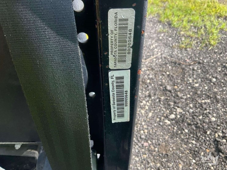 john-deere-gator-image-19
