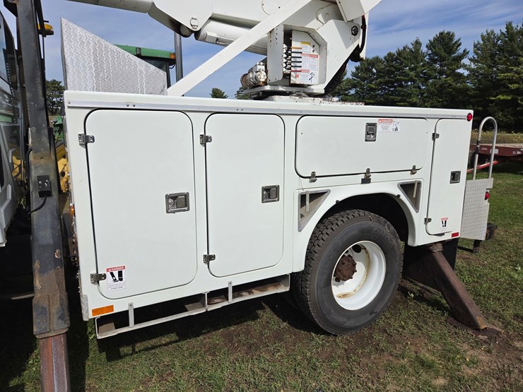 2007-international-durastar-4400-image-13