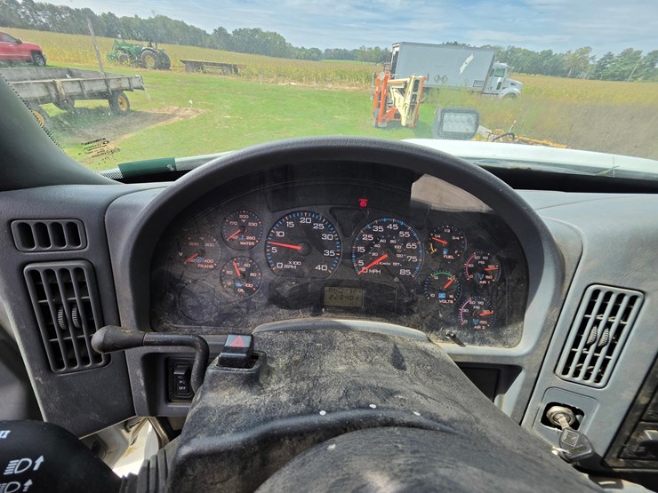 2007-international-durastar-4400-image-39